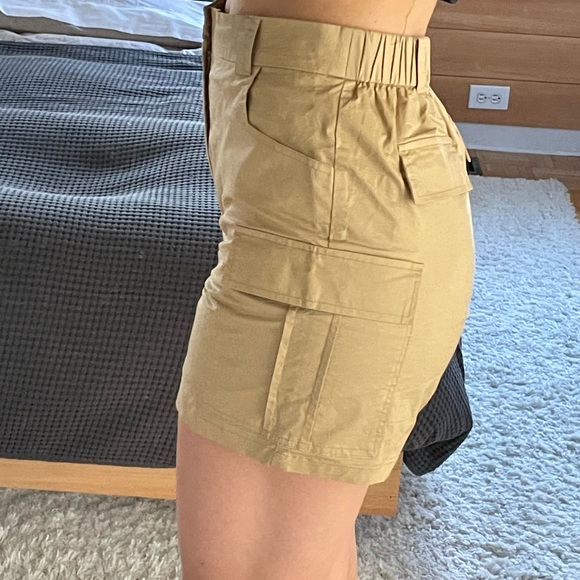 Beige Cargo Shorts - Picture 4 of 7
